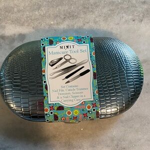Mixit Shiny Silver Manicure Set